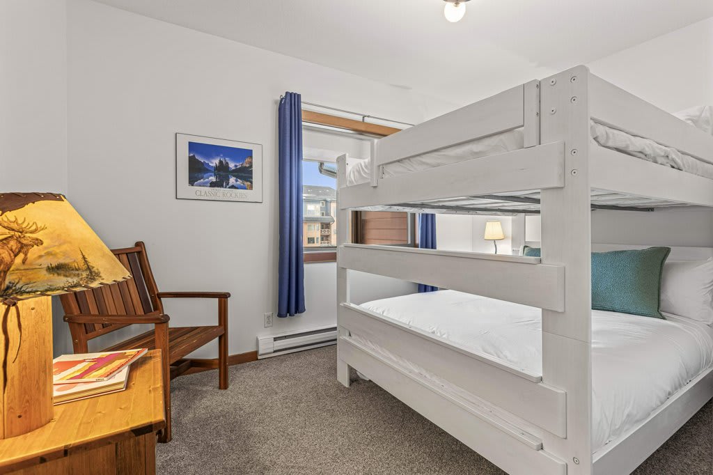 Silverhorn Hydeaway