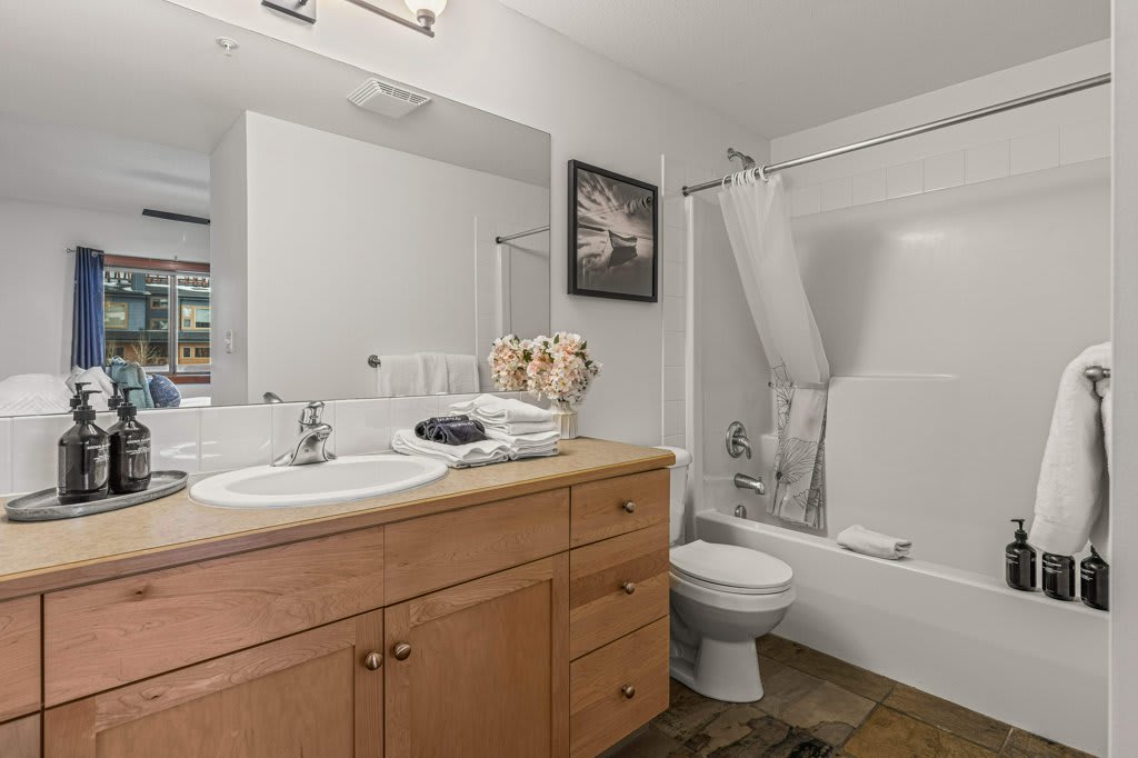 Silverhorn Hydeaway