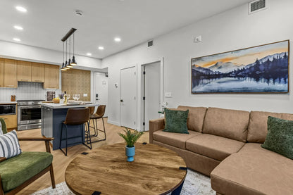 Stillwater Hydeaway
