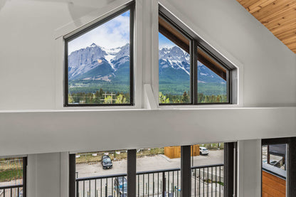 AlpenPeak Hydeaway