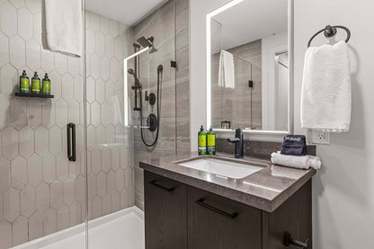Nest Hydeaway