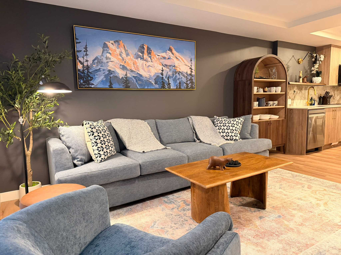 Brookside Hydeaway