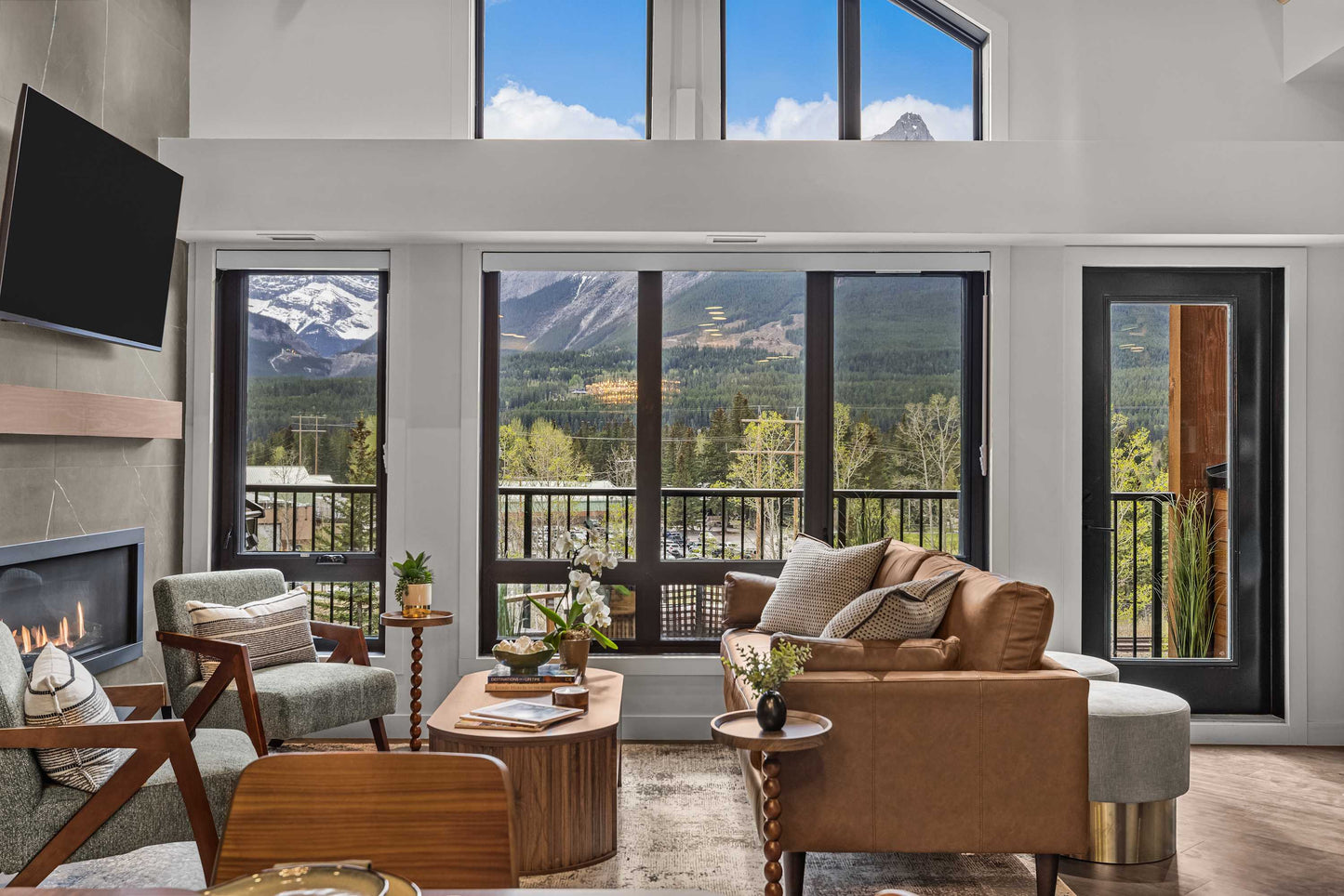 AlpenPeak Hydeaway