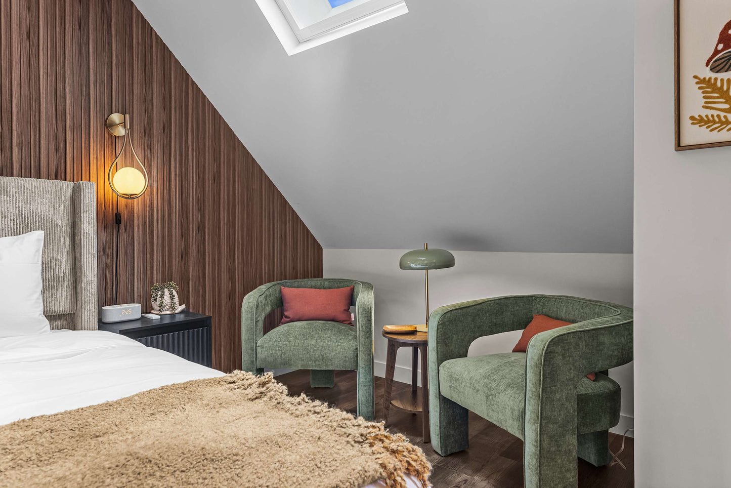 AlpenPeak Hydeaway