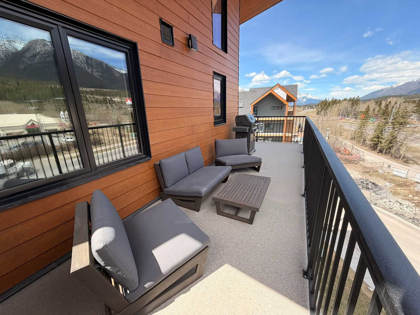 Elevation Hydeaway