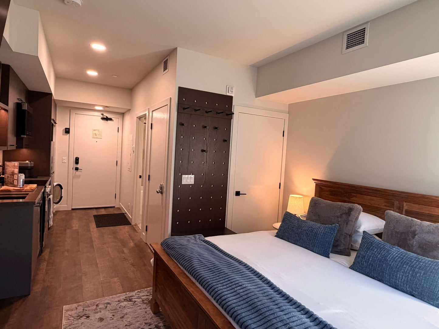 The Nook Hydeaway