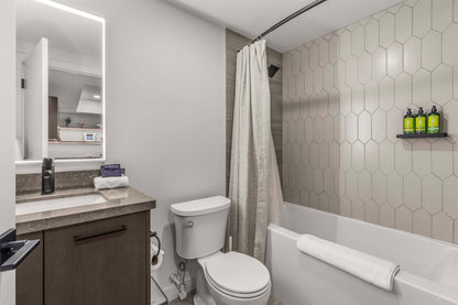 Nest Hydeaway