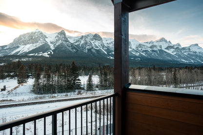 Timberline Hydeaway