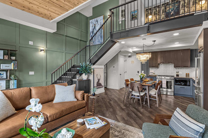 AlpenPeak Hydeaway