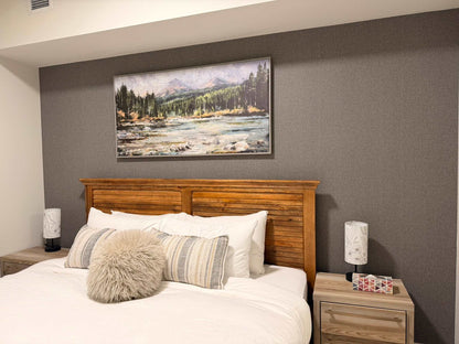 Nest Hydeaway