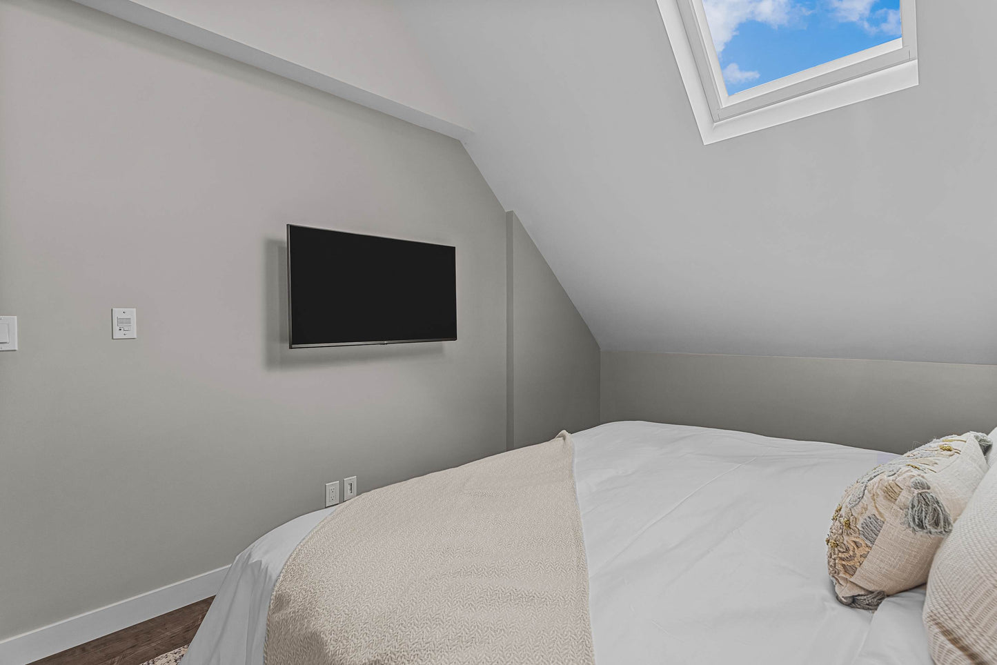 AlpenPeak Hydeaway