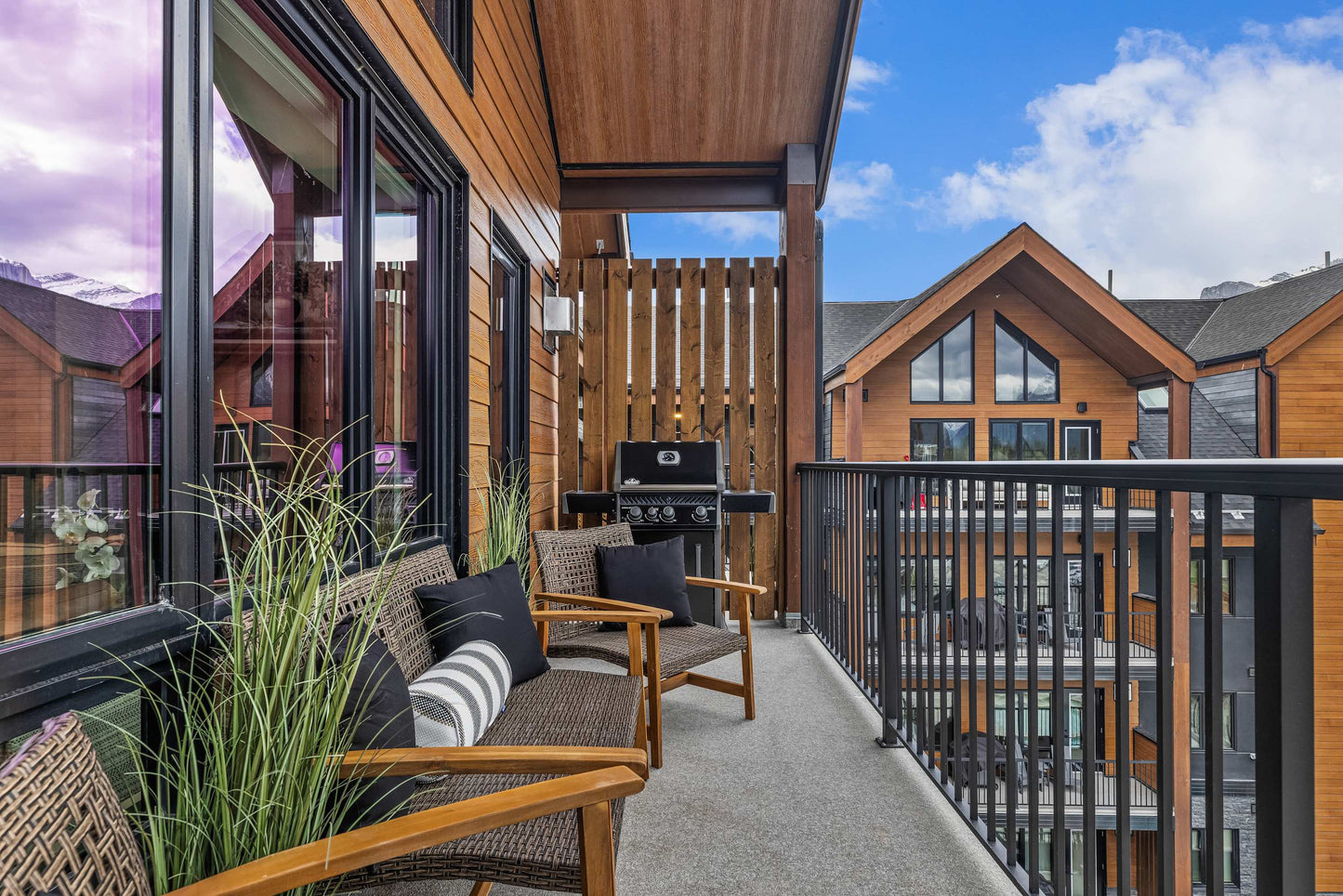 AlpenPeak Hydeaway