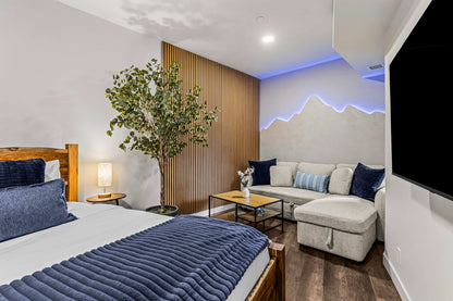 Nest Hydeaway