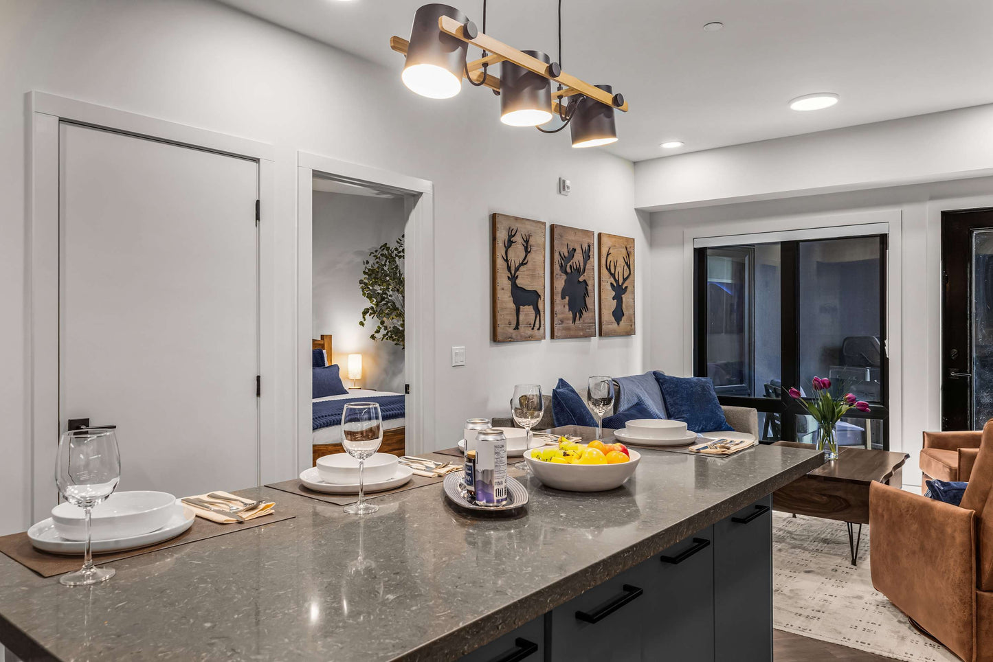 Nest Hydeaway
